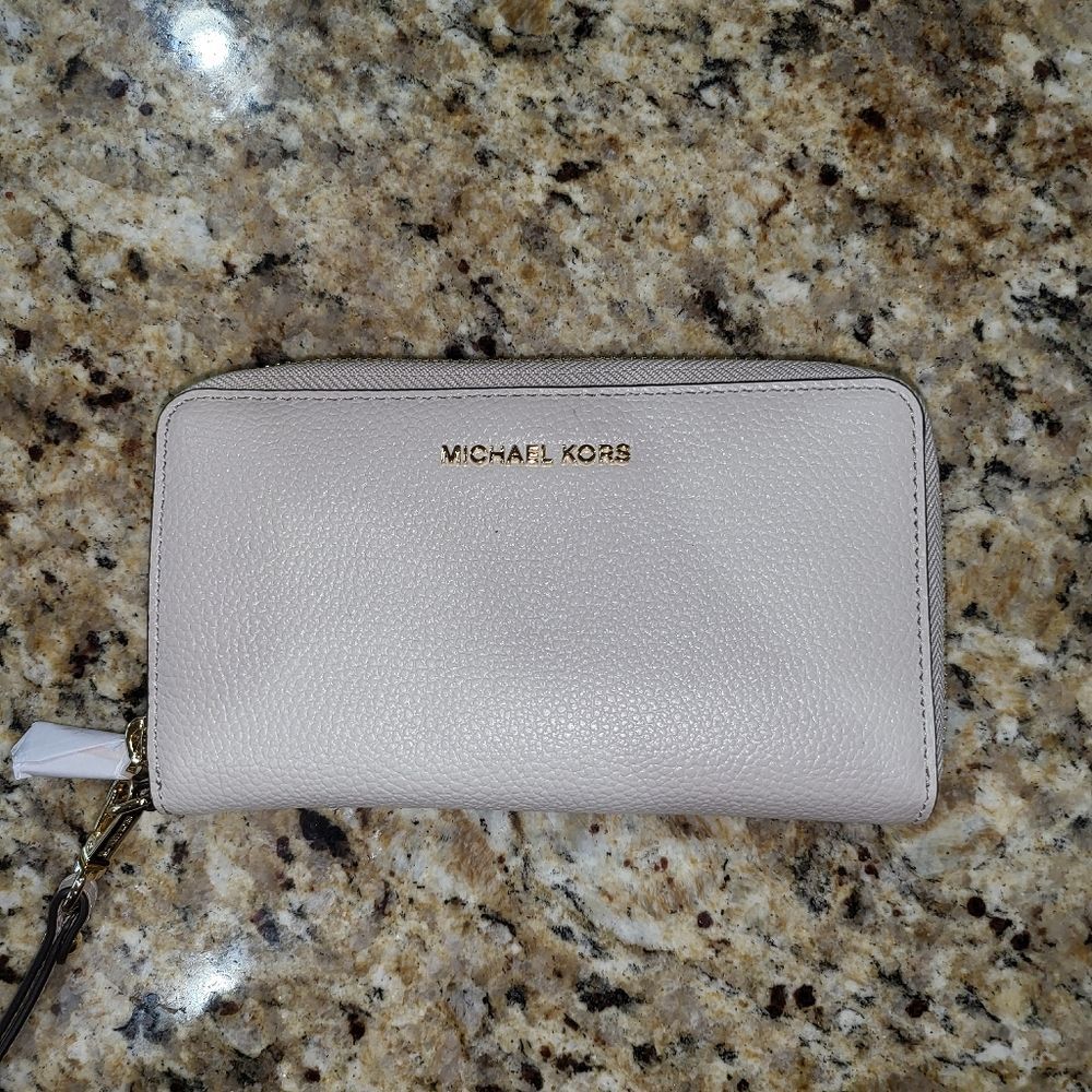 NWOT Michael Kors wallet with cell phone compartment